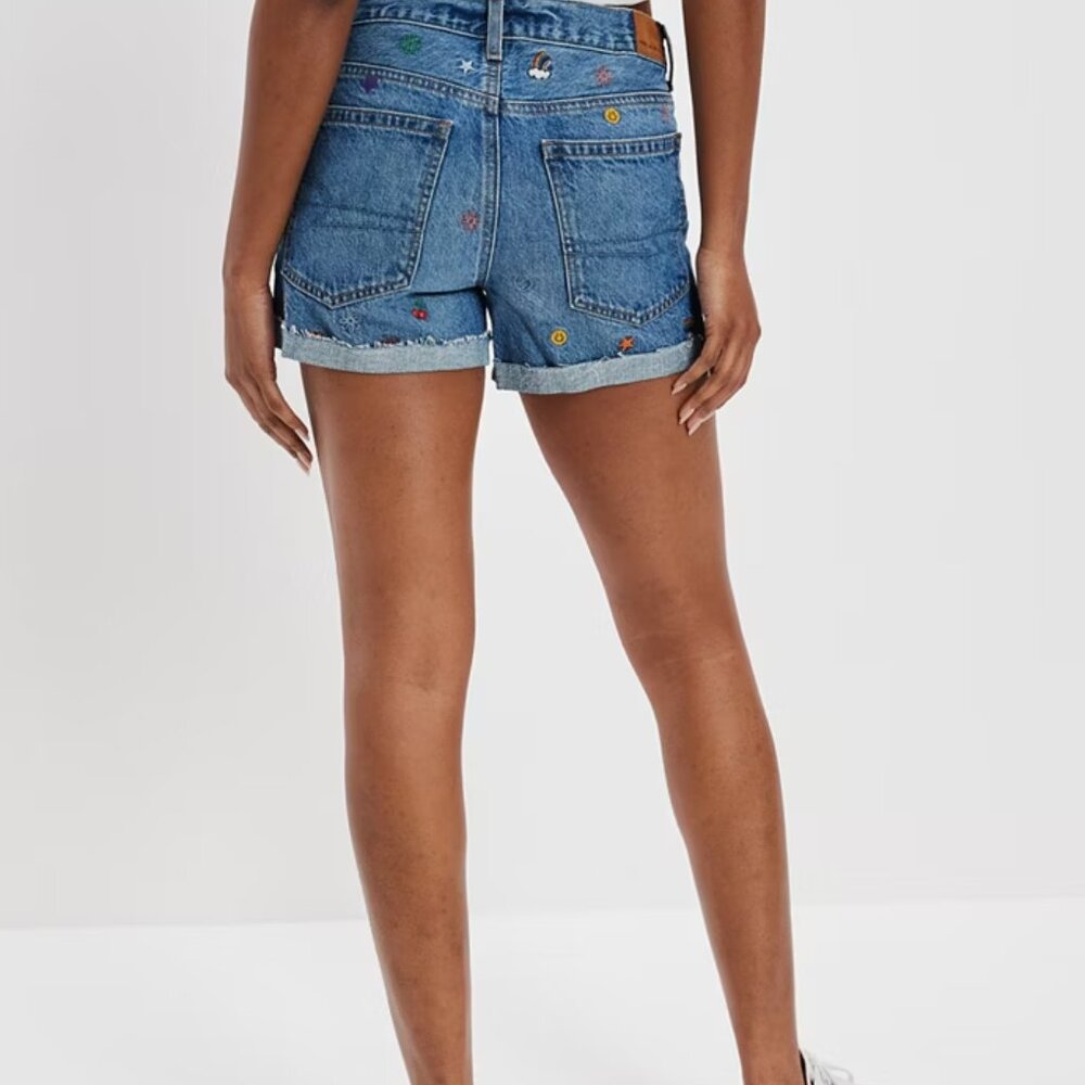 American Eagle Denim '90s Boyfriend Short Embroidered Indigo - Picture 2 of 12